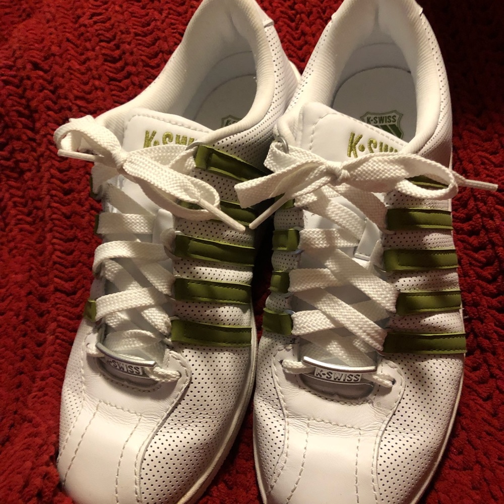 K-Swiss white and green tea like new shoes size 9.5